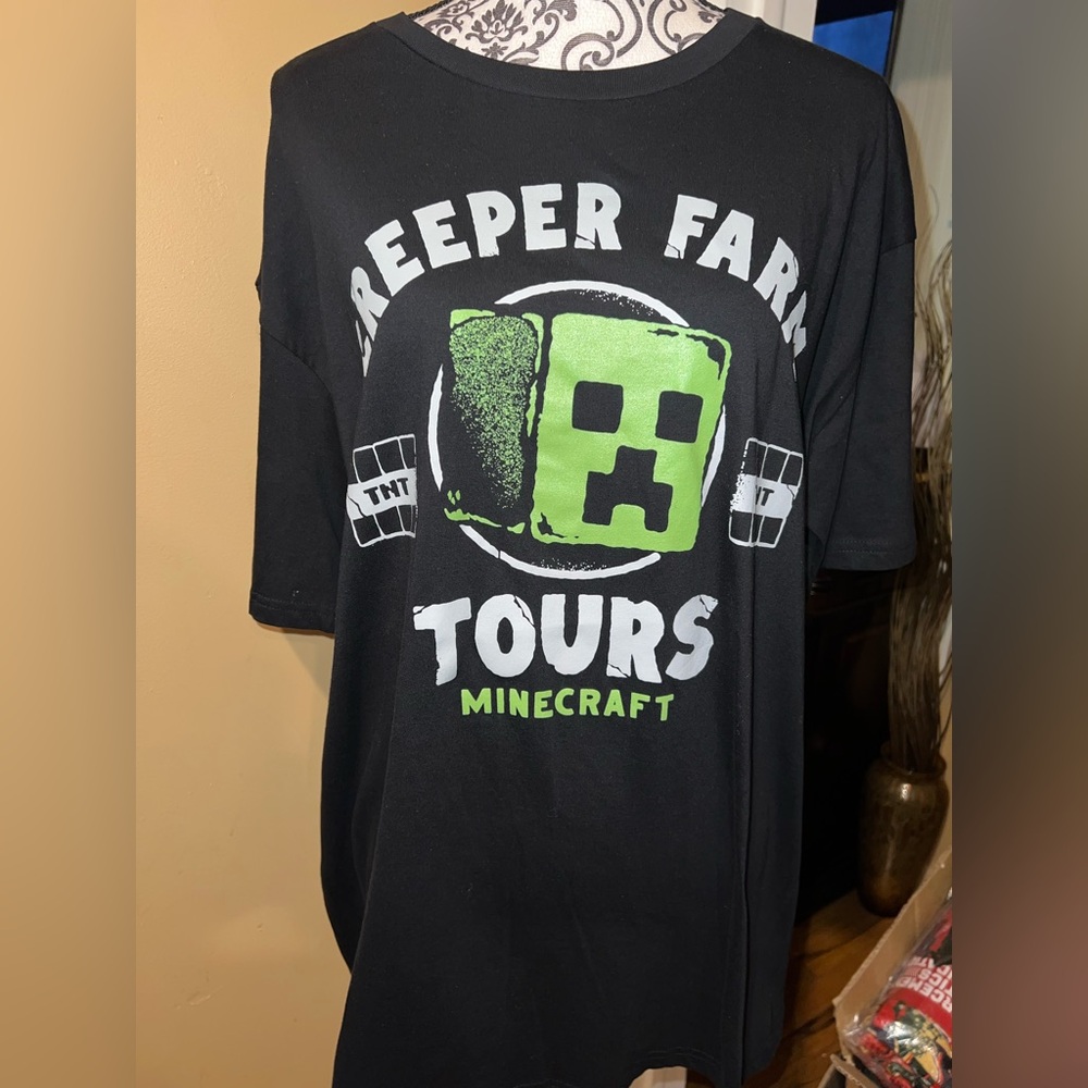 Minecraft Creeper Farm Tours Graphic Tee
